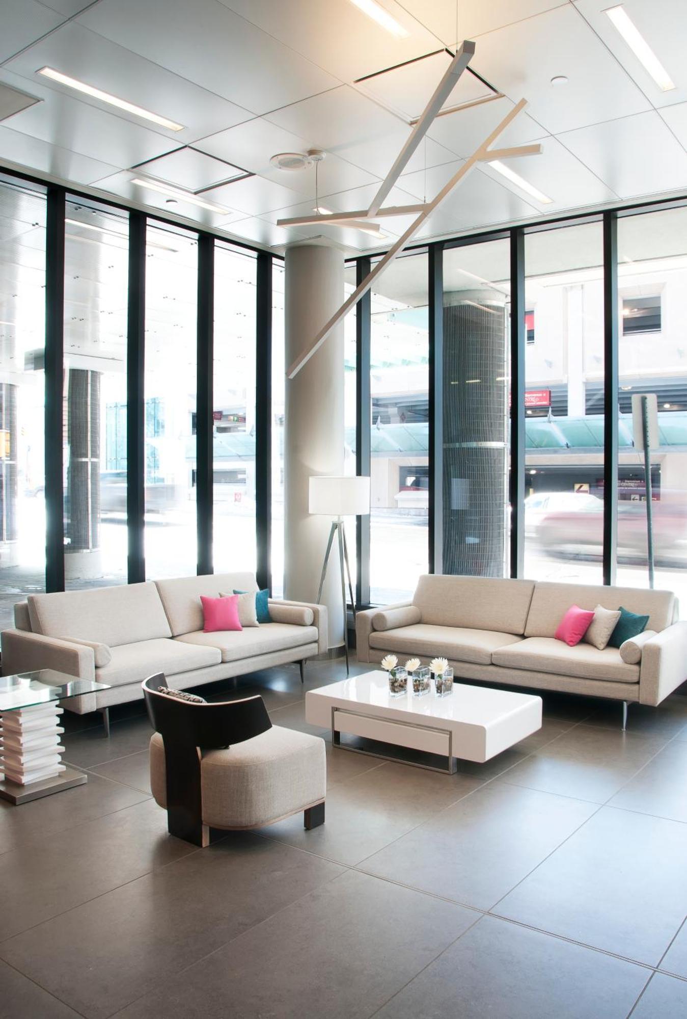 Doubletree By Hilton Ottawa Downtown Hotell Exteriör bild