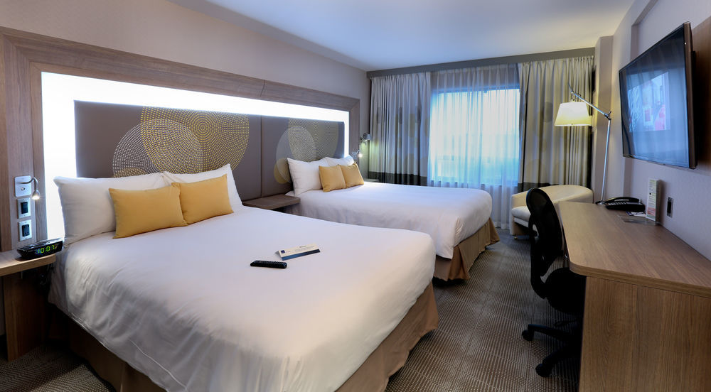 Doubletree By Hilton Ottawa Downtown Hotell Exteriör bild