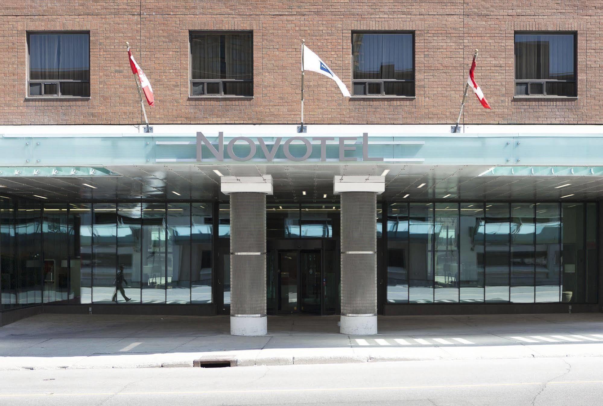 Doubletree By Hilton Ottawa Downtown Hotell Exteriör bild