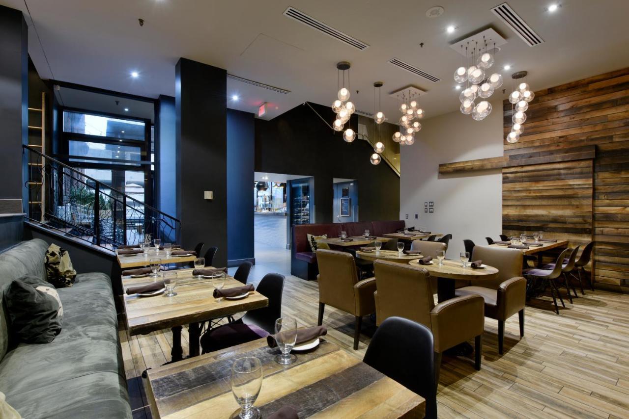 Doubletree By Hilton Ottawa Downtown Hotell Exteriör bild